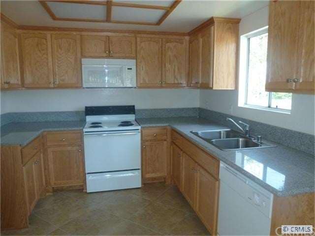 REMODELED KITCHEN WITH NEW GRANITE COUNTERS, NEW C