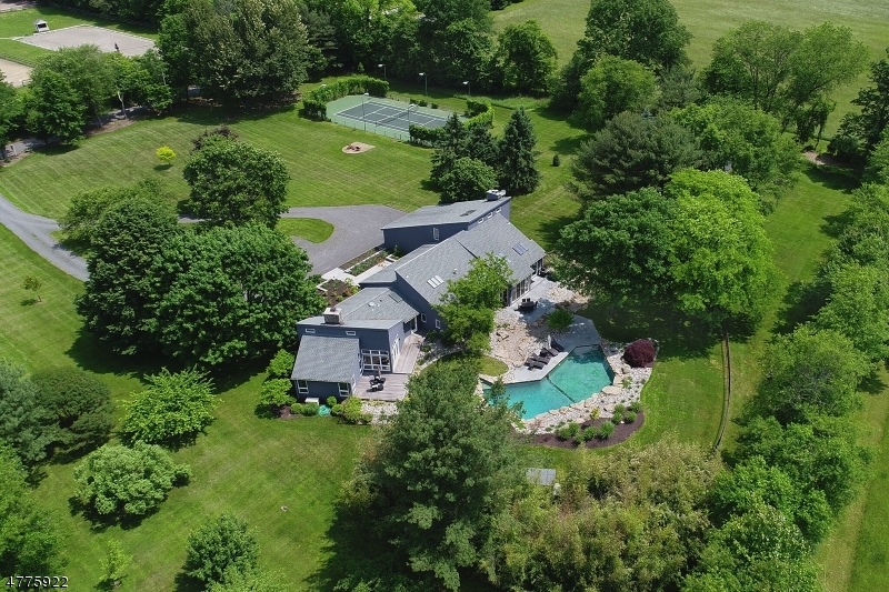 61 Sutton Rd, Lebanon, NJ 08833 - photo 1