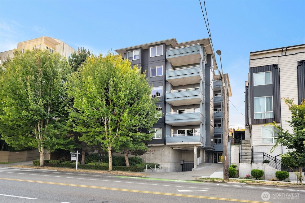 For Sale $520,000 • Co-Listing Agent