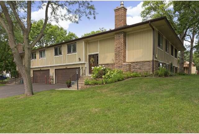 Welcome to 6600 Ives Lane North.