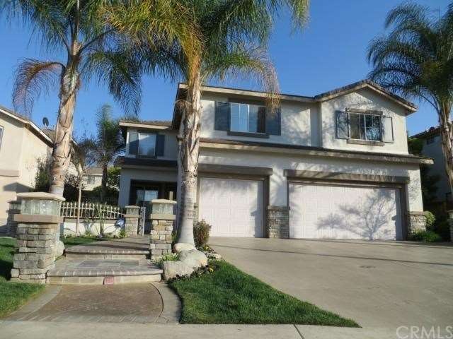 Excellent curb appeal!