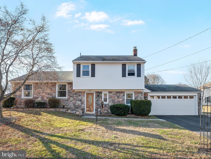 4927 Jackson Dr, Brookhaven, PA 19015 - photo 1