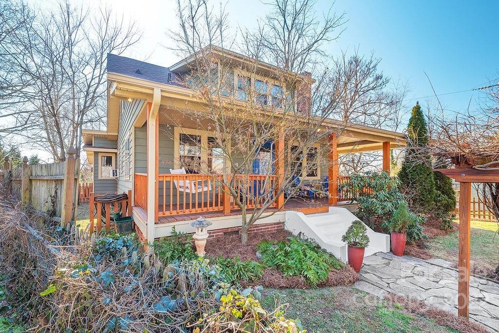 Quintessential West Asheville Bungalow