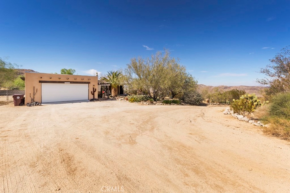 68057 Foothill Dr, Twentynine Palms, CA 92277 - photo 1