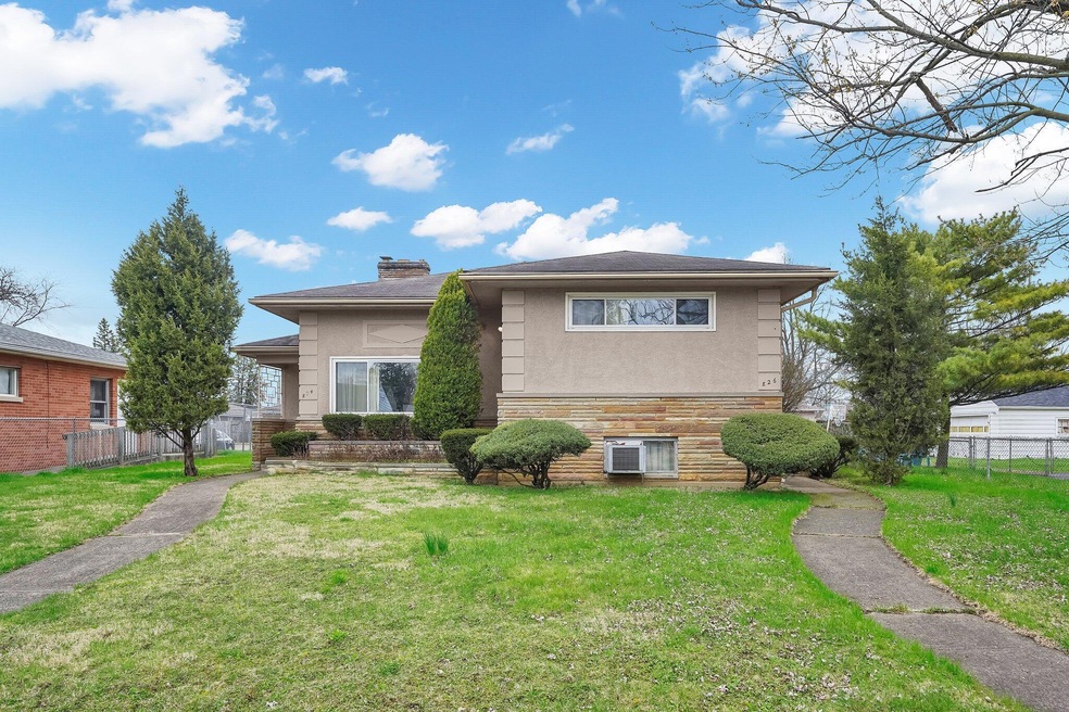 1-web-or-mls-824-826-s-weyant-ave