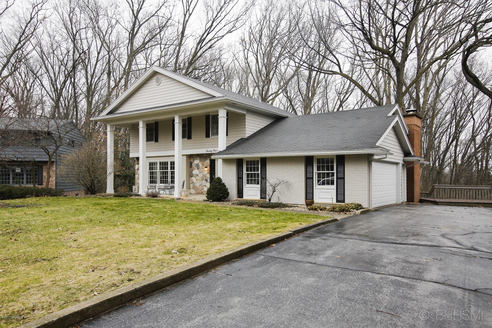 2418 acorn lane-101