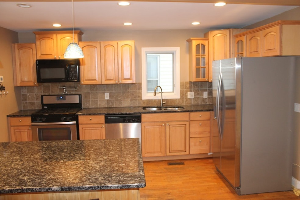 159 N St unit SF, Boston, MA 02127 - photo 1