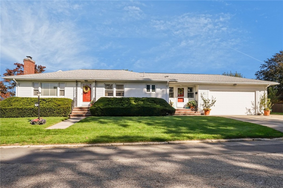 10 Windmill St, Pawtucket, RI 02860 - photo 1