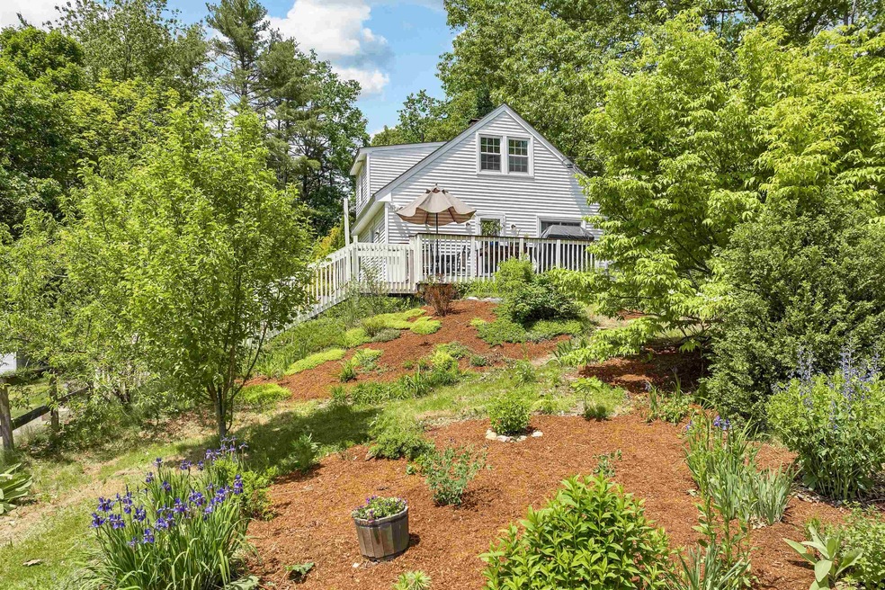 6 Chandler Cir, Bow, NH 03304 - photo 1