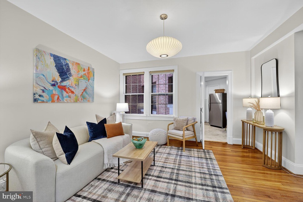 2707 Adams Mill Rd NW unit 303, Washington, DC 20009 - photo 1