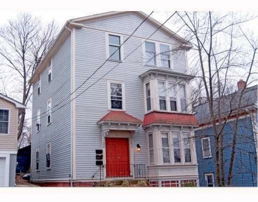 73 Evergreen St, Providence, RI 02906 - photo 1