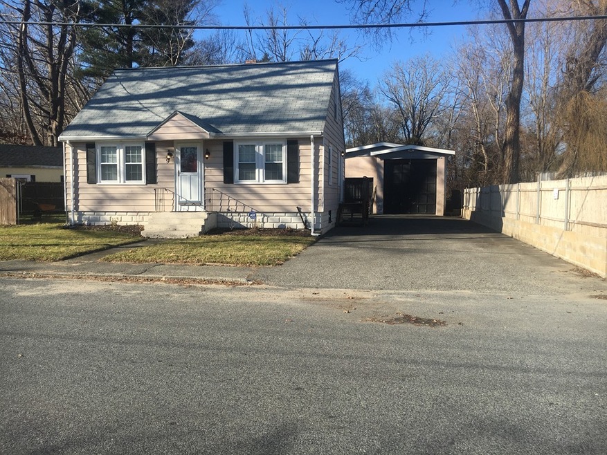 9 Arlington Ave, Westport, MA 02790 - photo 1