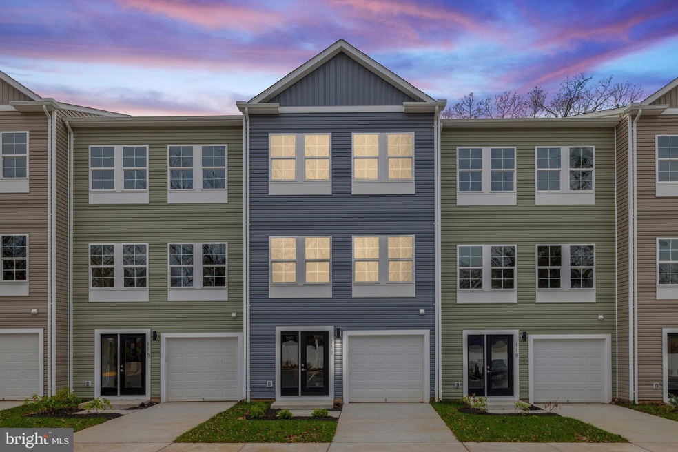 117 Sage Creek Ct, Manassas Park, VA 20111 - photo 1