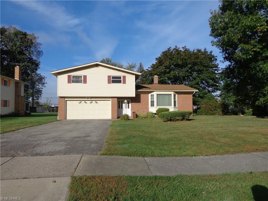 5412 Holly Rd, Bedford, OH 44146 - photo 1