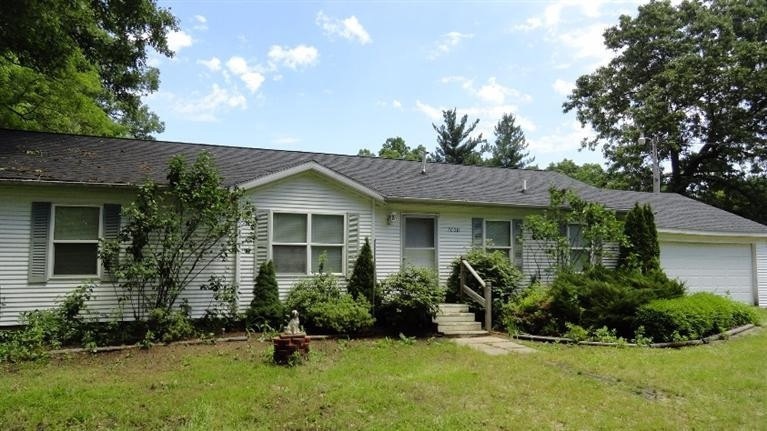 7600 E 25 N, Knox, IN 46534 - photo 1