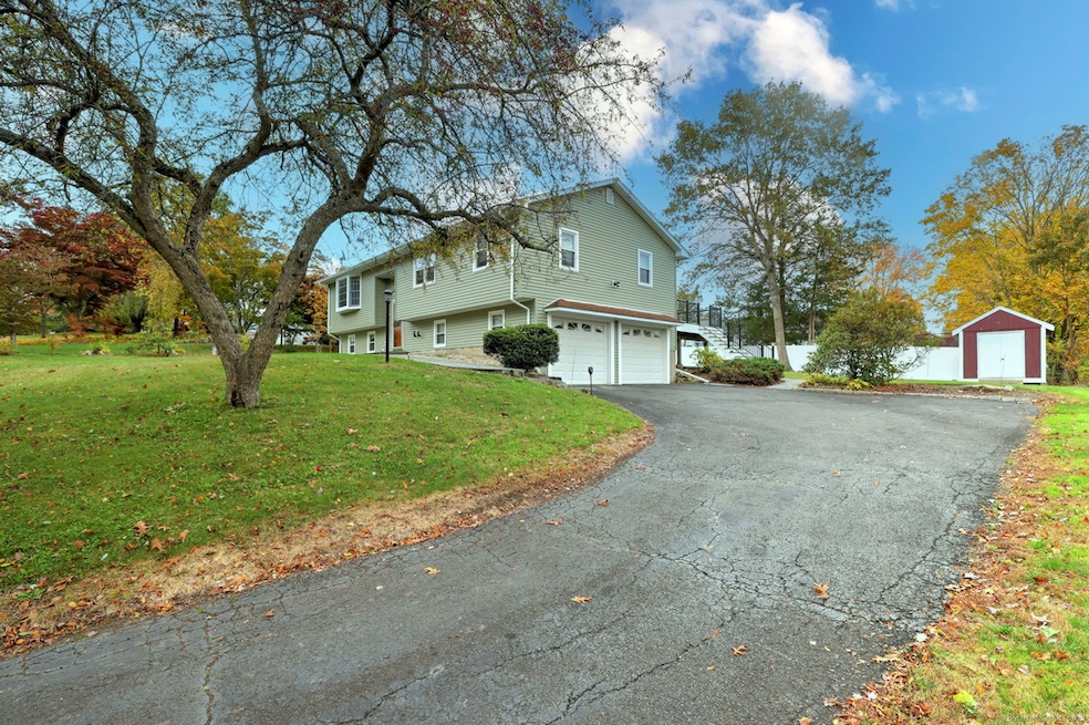 77 Laurie Ln, Beacon Falls, CT 06403 - photo 1