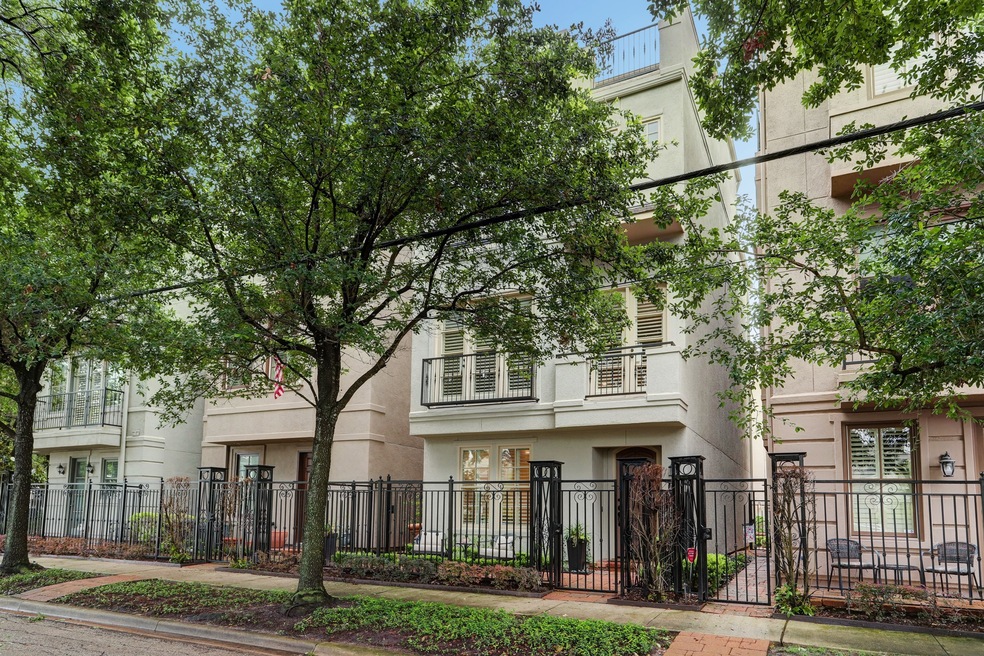 Beautiful free-standing home in Pawl Terrace, a ch