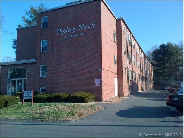 1579 Hamilton Ave unit C4, Waterbury, CT 06706 - photo 1