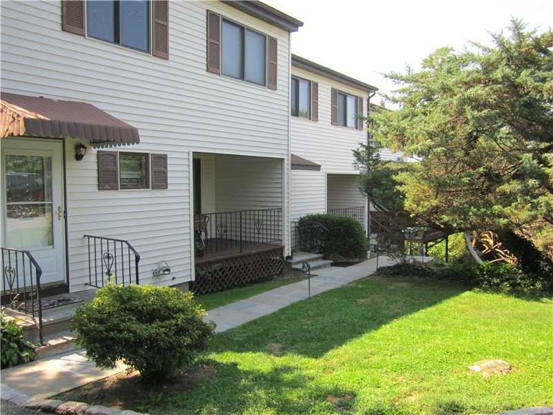 57 Moshier St unit B, Greenwich, CT 06831 - photo 1