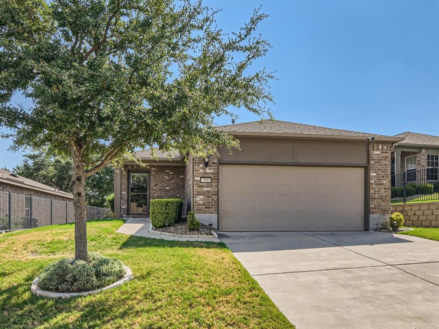 An adorable Mariposa with 4 sides brick