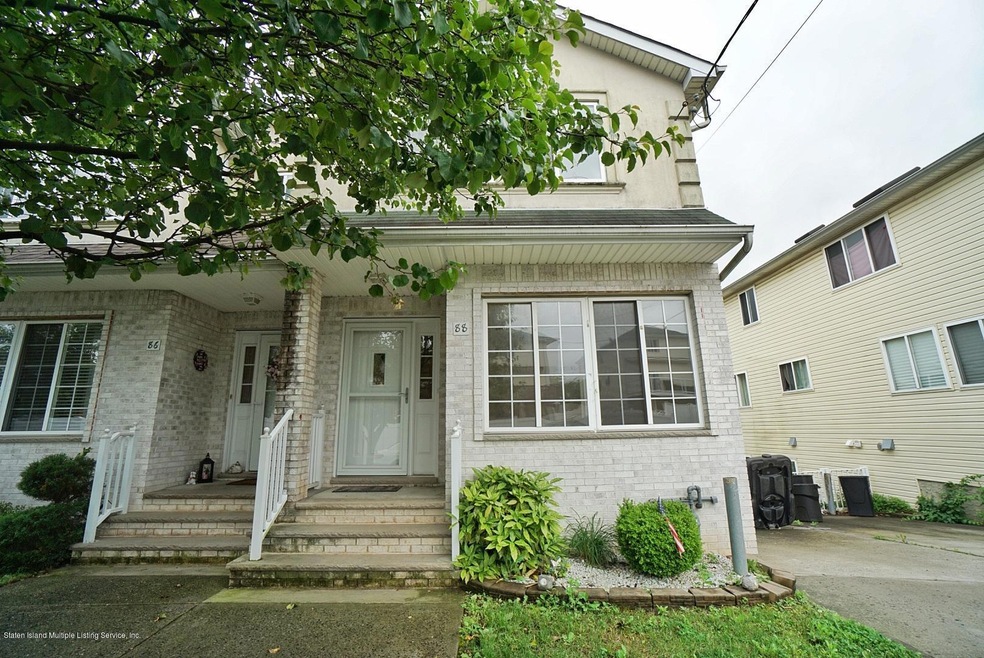 88 Ambassador Ln, Staten Island, NY 10309 - photo 1