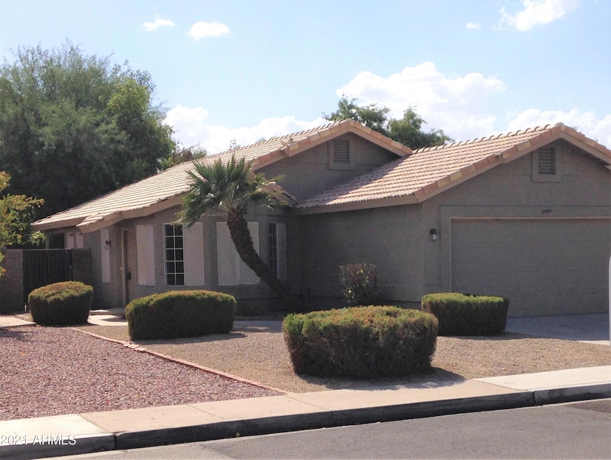 2597 W Knox Rd, Chandler, AZ 85224 - photo 1