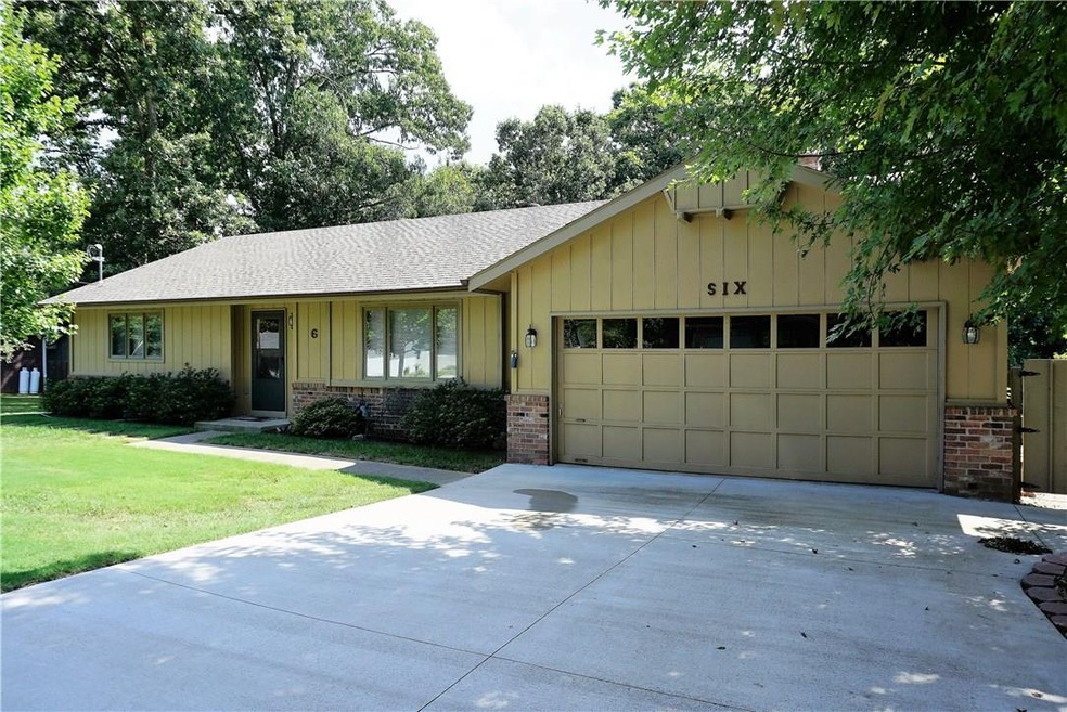 6 Wincanton Ln, Bella Vista, AR 72715 - photo 1