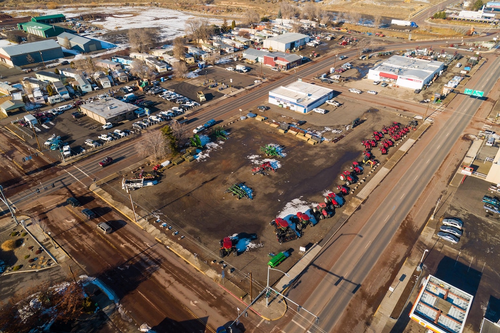 For Sale $1,250,000 • Co-Listing Agent