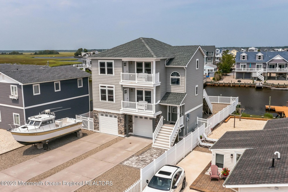 18 Toms Ct, Little Egg Harbor Township, NJ 08087 - photo 1