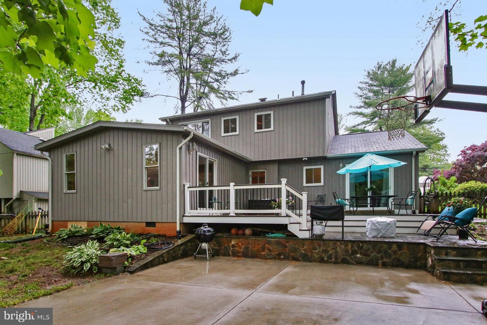 5508 Burley Ct, Burke, VA 22015 - photo 1