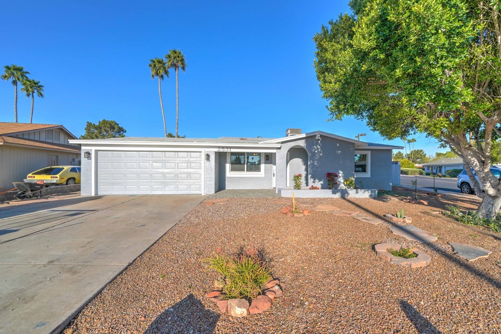 2531 W Jacinto Ave-2