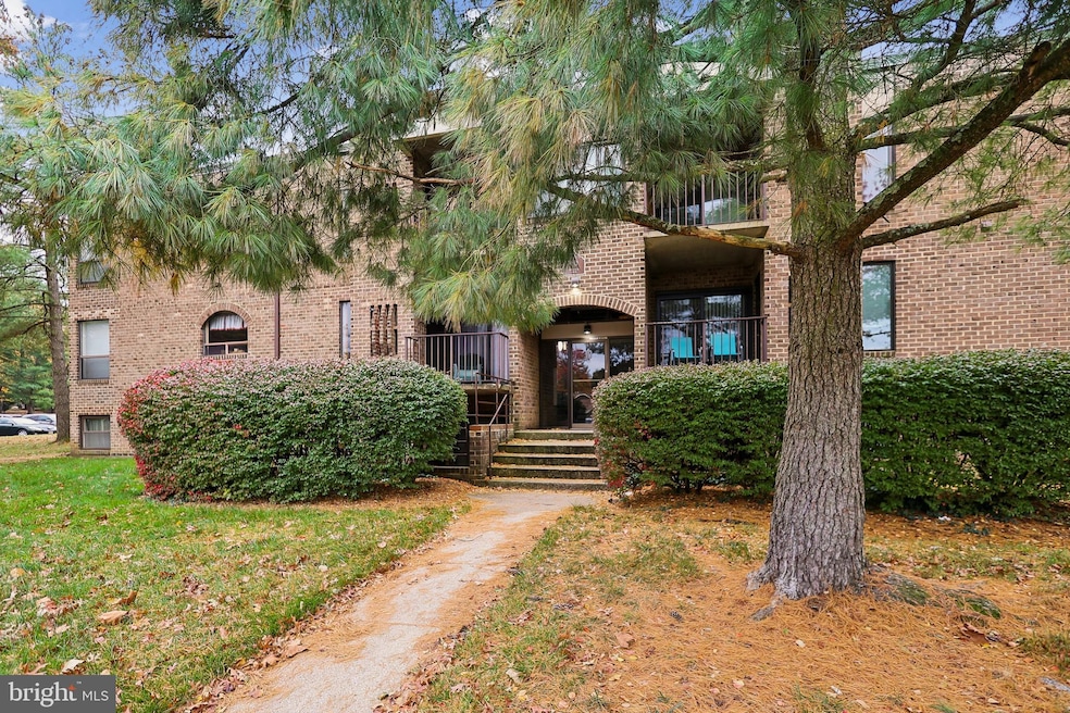 10 Silverwood Cir unit 10, Annapolis, MD 21403 - photo 1