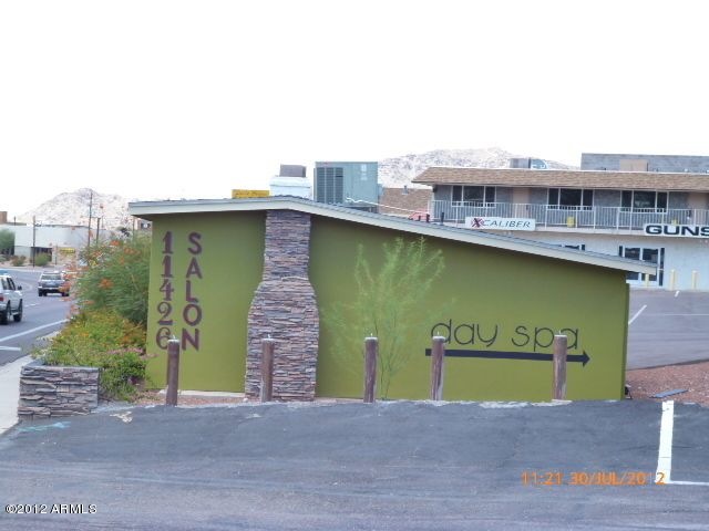 11426 Salon 001