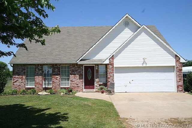 Front view of home