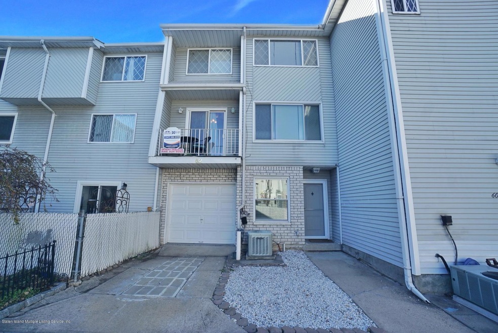 52 Vogel Loop unit 58, Staten Island, NY 10314 - photo 1