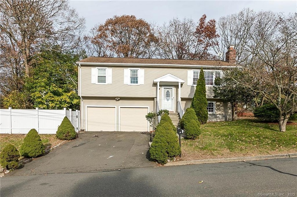 10 Sullivan Place, Bridgeport, CT 06610 - photo 1