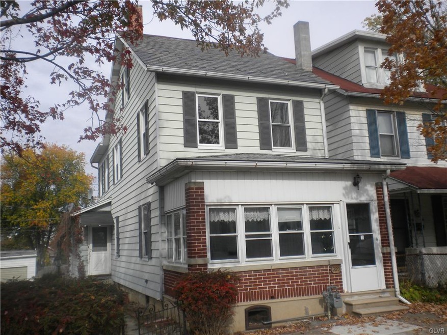 327 E Walnut St unit 329, Allentown, PA 18109 - photo 1