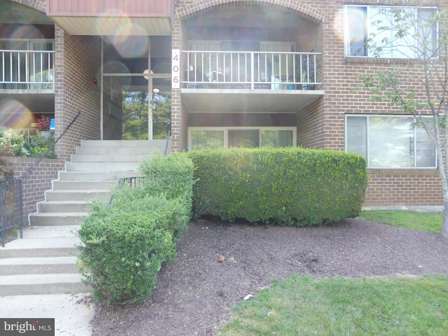 406 Girard St, Gaithersburg, MD 20877 - photo 1