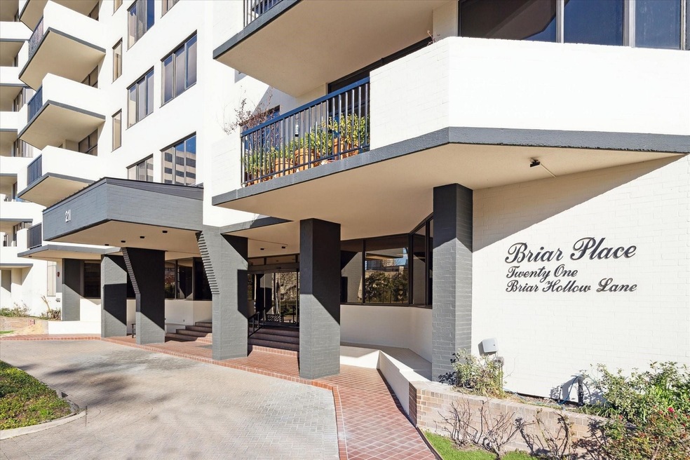 This photo shows the entrance of a modern condomin