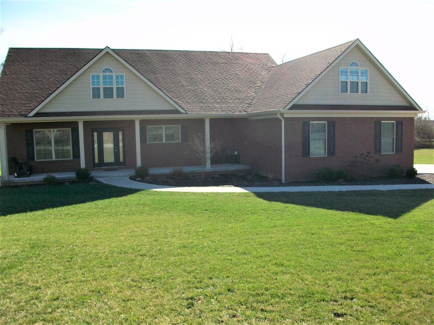 1301 Denney Dr, Lawrenceburg, KY 40342 - photo 1