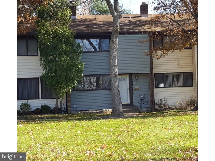 724 Twin Rivers Dr N, East Windsor, NJ 08520 - photo 1