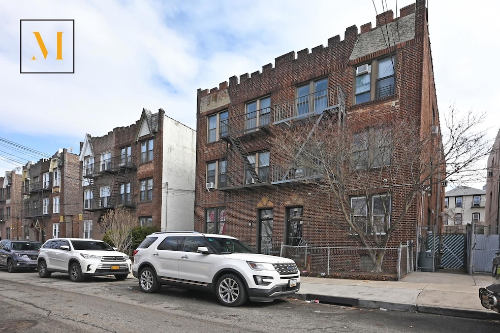 For Sale $1,399,000 • Co-Listing Agent
