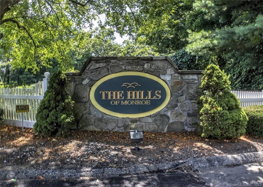 203A Windgate Cir unit A, Monroe, CT 06468 - photo 1