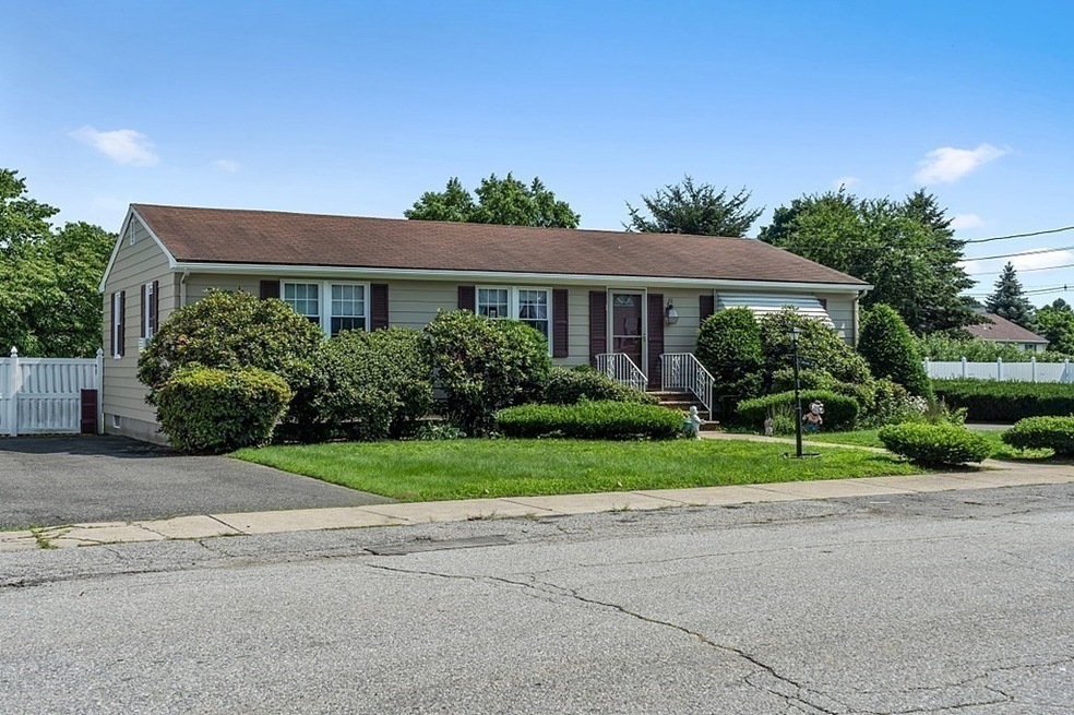 1 Sheldon Rd, Peabody, MA 01960 - photo 1