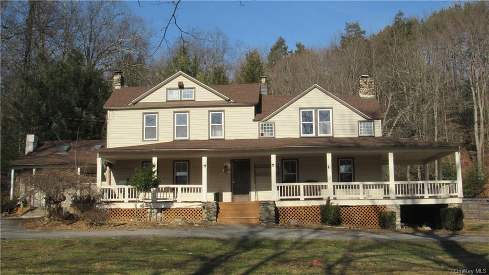 622 Winterton Rd, Bloomingburg, NY 12721 - photo 1