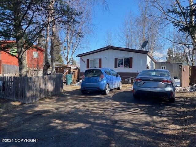 6611 Valentine Cir, Anchorage, AK 99507 - photo 1