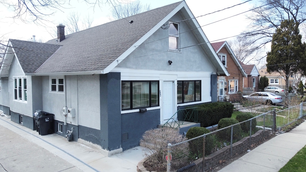 116 S Saint James St, Waukegan, IL 60085 - photo 1