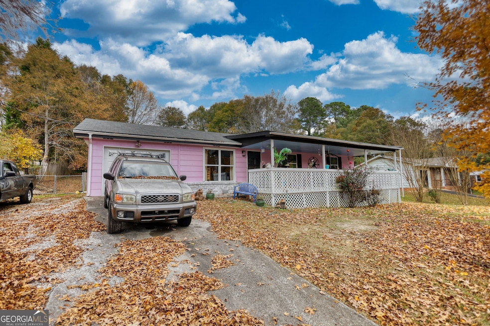 279 Spring St, Winder, GA 30680 - photo 1