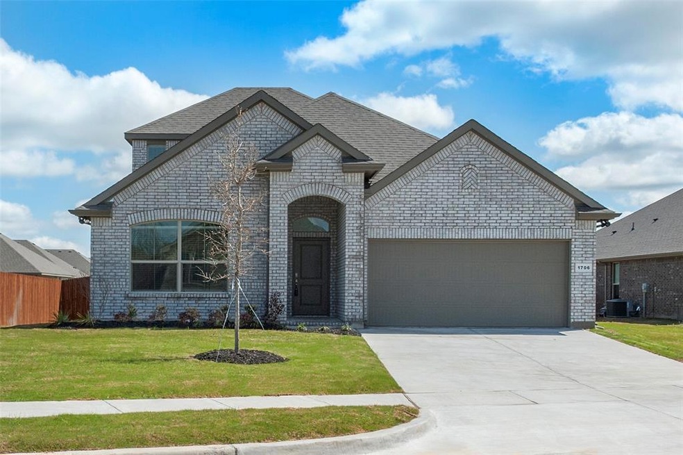 1706 Swale Ln, Granbury, TX 76049 - photo 1