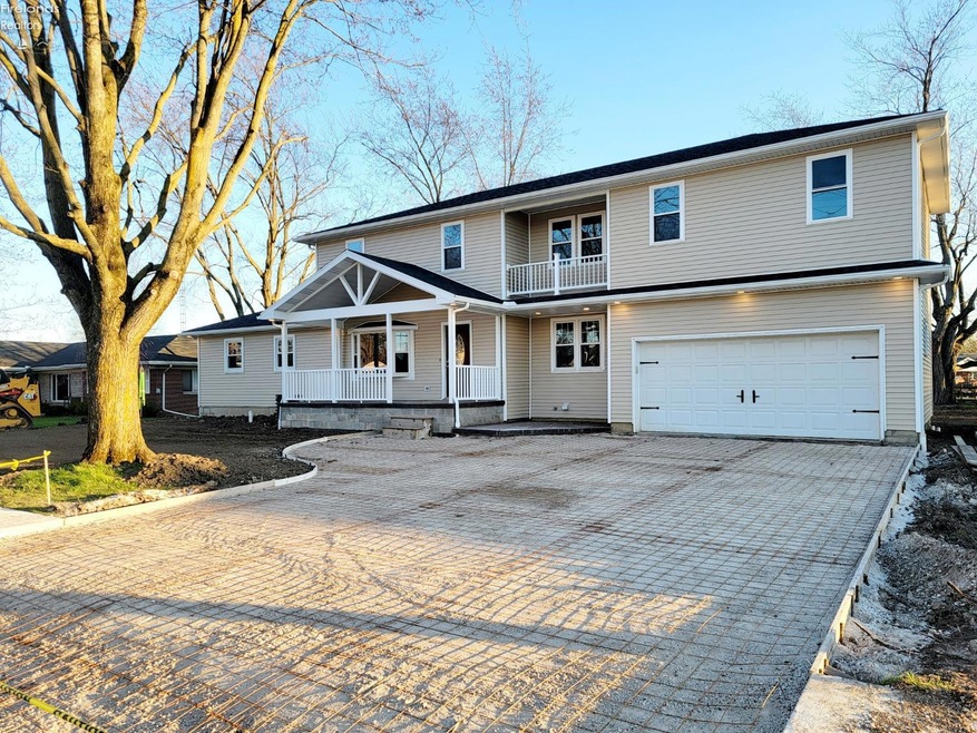 725 Erie St, Woodville, OH 43469 - photo 1